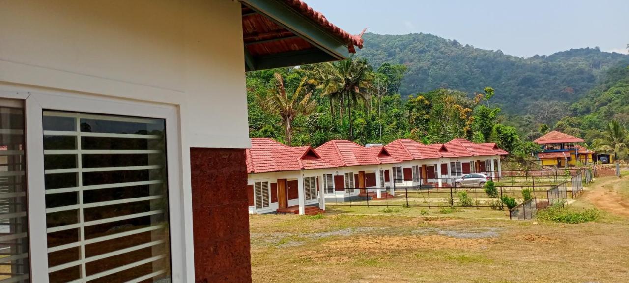 Camp Nishani Bhāgamandala Esterno foto